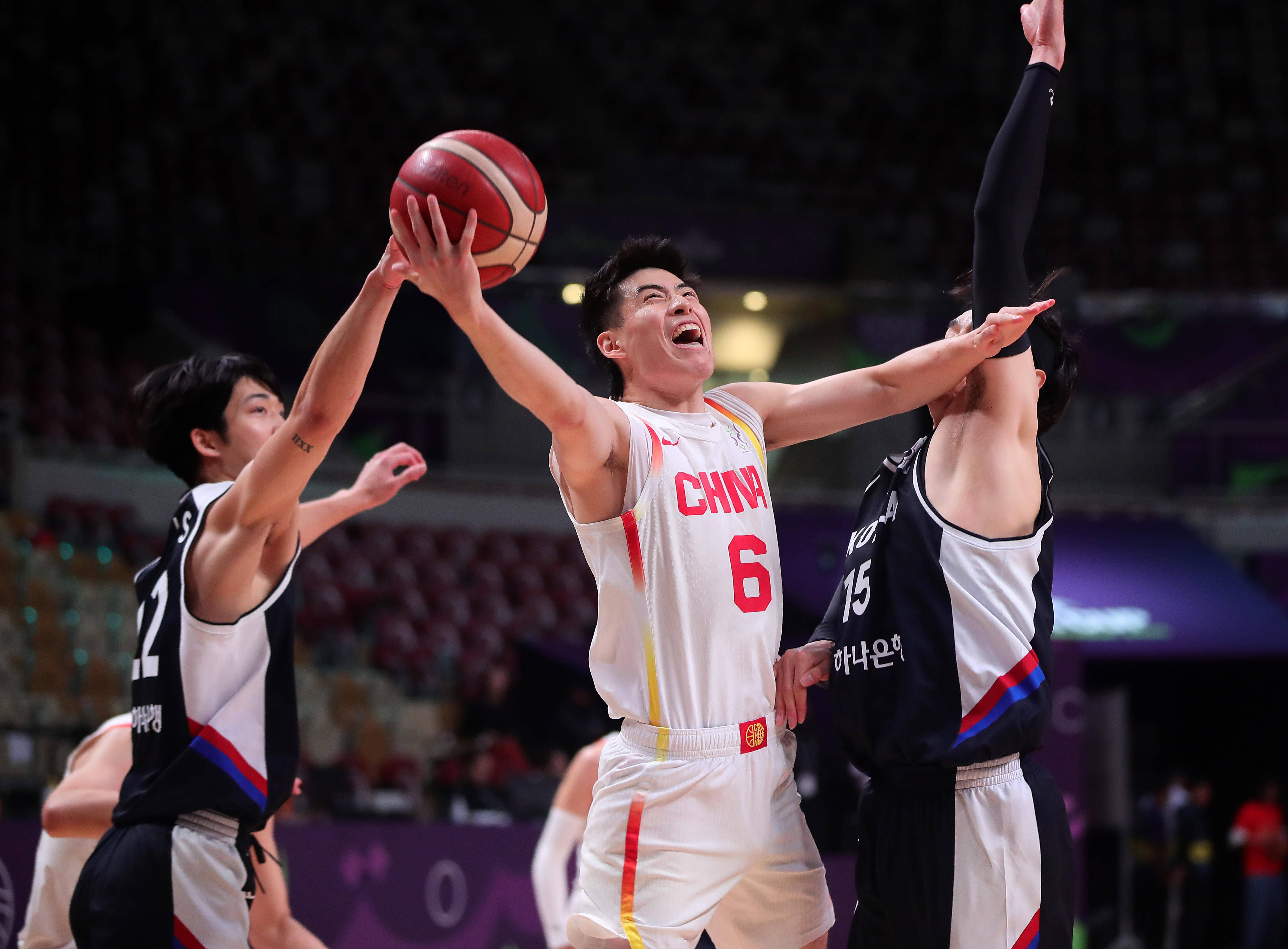 开云体育登录-亚洲杯篮球赛半决赛激烈角逐