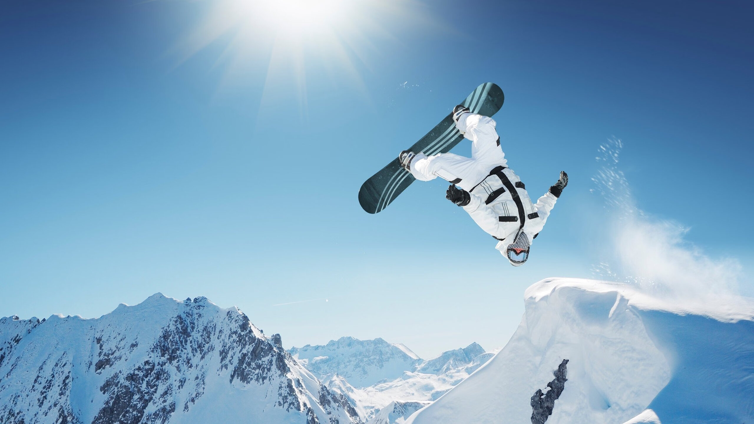 爱德华兹独木难支，黄蜂群蜂战术全面压制森林狼